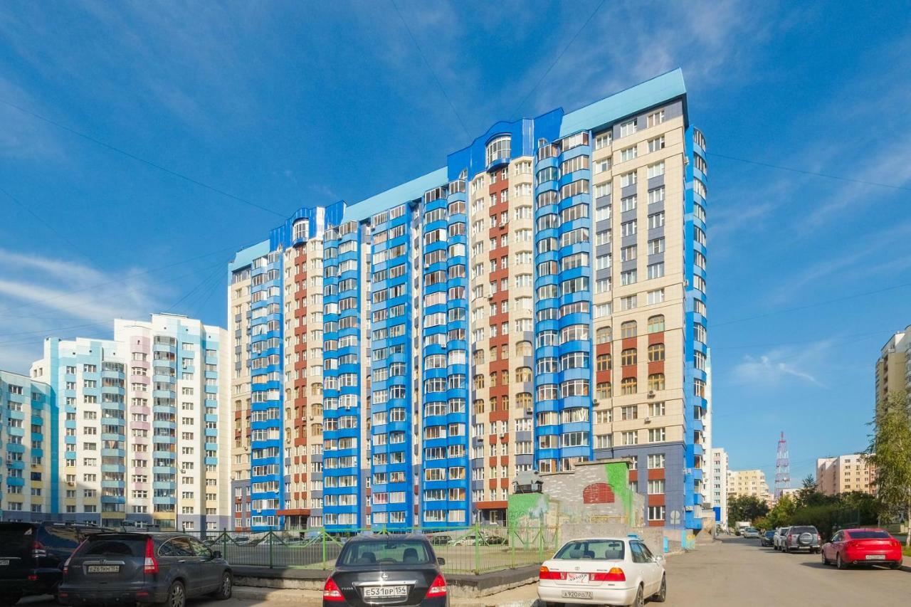 Nsk-Kvartirka, Gorskiy Apartment, 67 Novossibirsk Extérieur photo