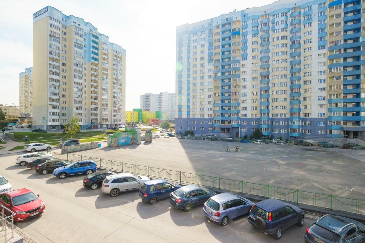 Nsk-Kvartirka, Gorskiy Apartment, 67 Novossibirsk Extérieur photo